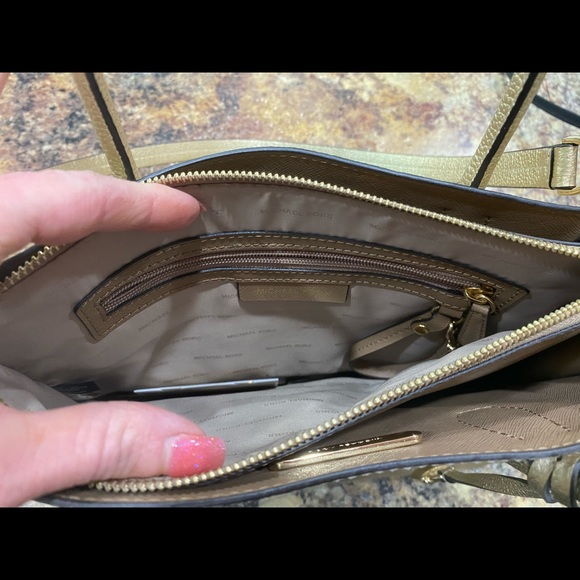 Purse - Picture 6 of 6